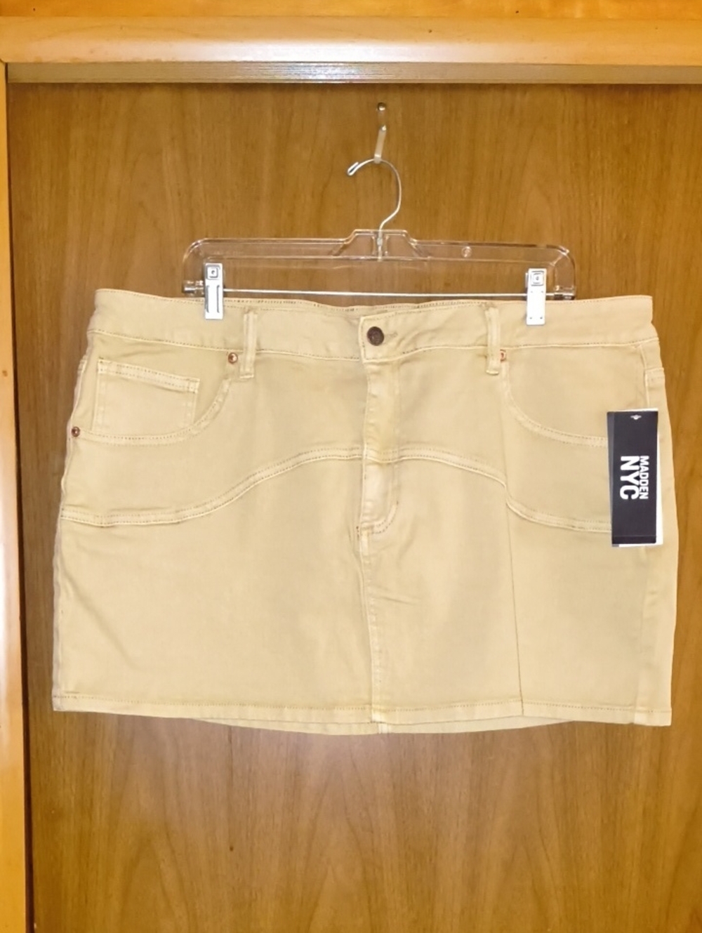 MADDEN NYC Khaki Mini Skirt w/Classic Five-Pocket Style Size XXL